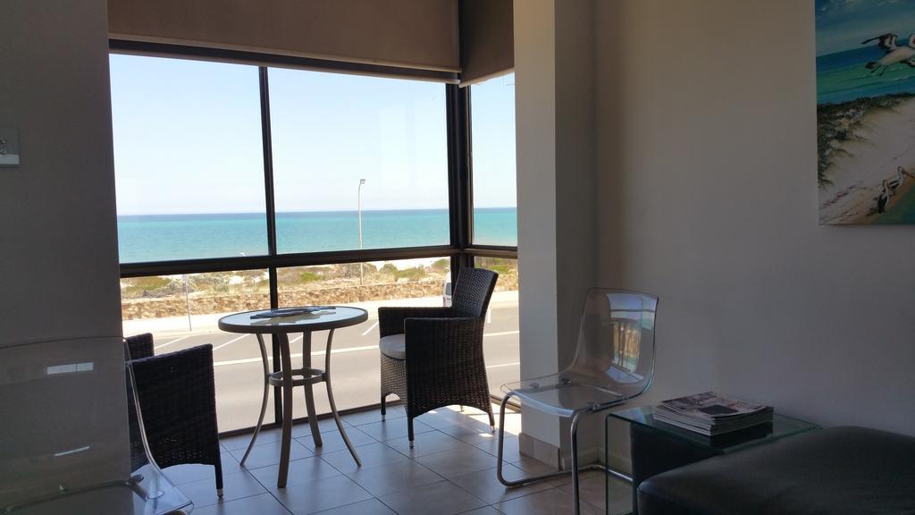 Acushla Accommodation Esplanade Living Self Check-In Self Check-Out West Beach Exterior photo